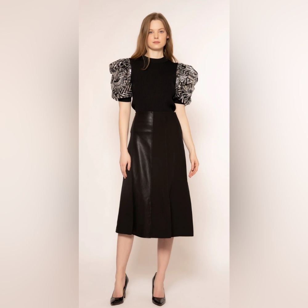 NWOT Gracia Bloomingdale’s Black Sequins Puffed Sleeve Top Women’s Sz S Glam